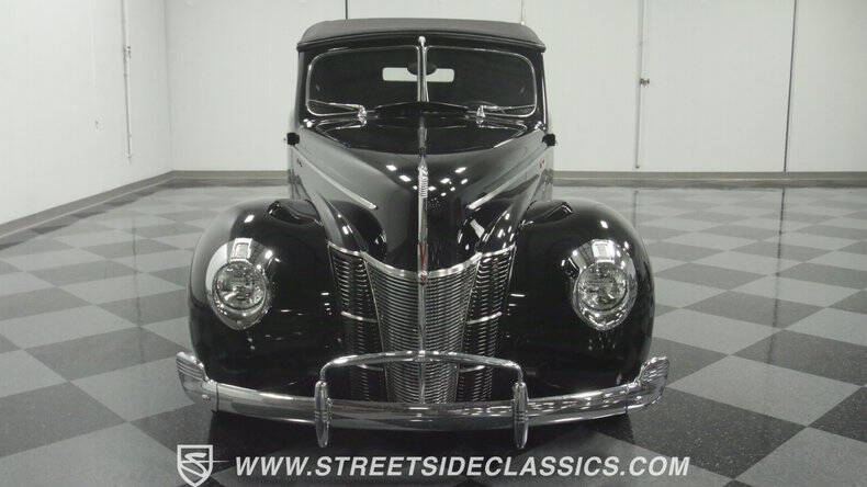 1940 Ford Deluxe