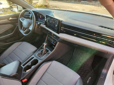 2025 Volkswagen Jetta SE