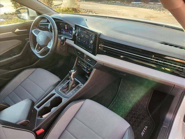 2025 Volkswagen Jetta SE