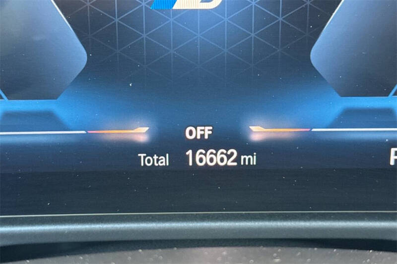 2023 BMW 3 Series 330e