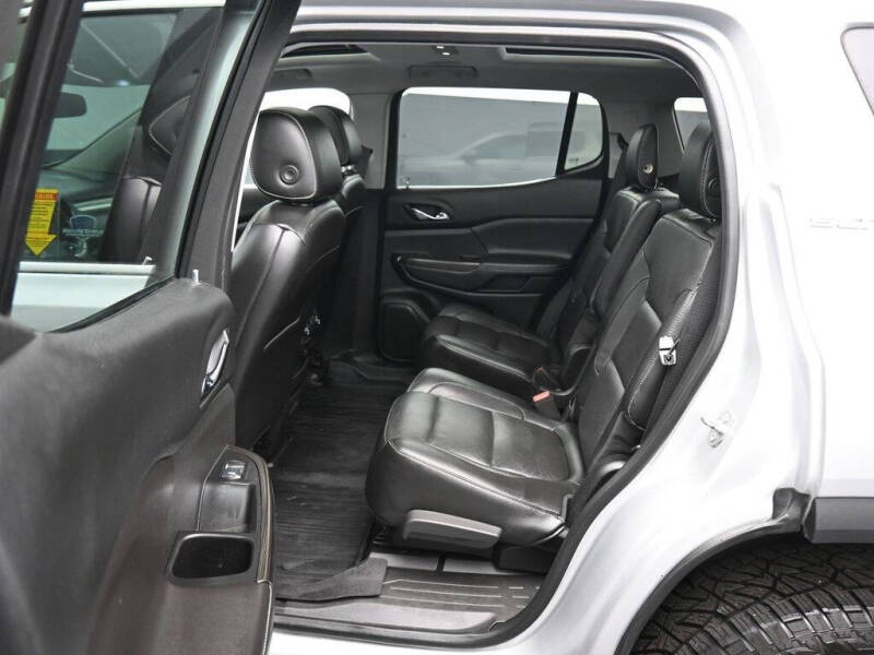 2017 GMC Acadia SLT-1