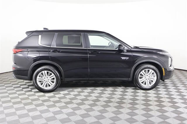 2025 Mitsubishi Outlander PHEV ES