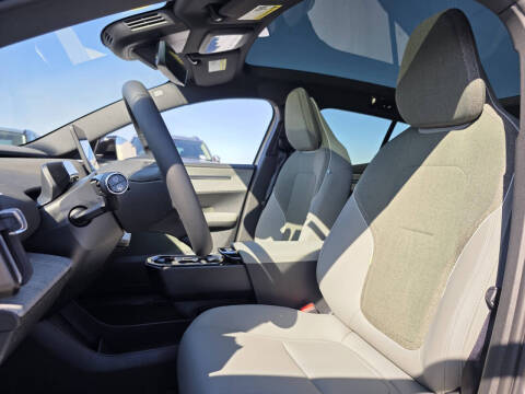 2026 Volvo EX30 Plus