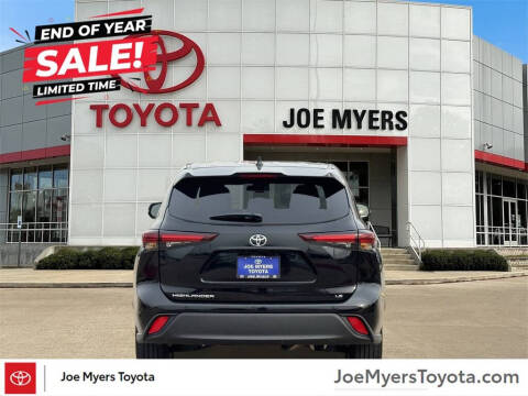 2025 Toyota Highlander LE