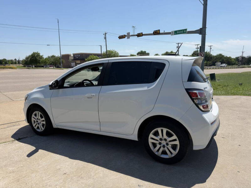 2020 Chevrolet Sonic LT