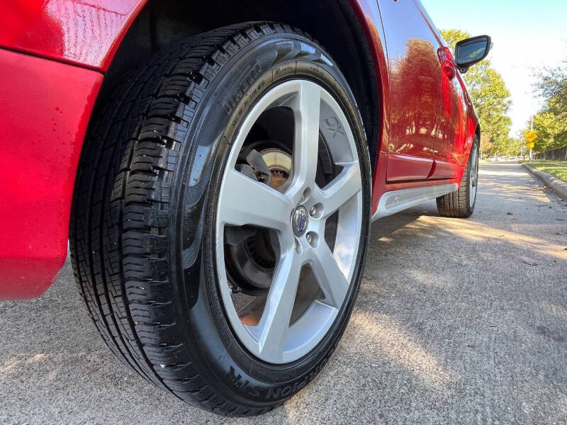 2011 Volvo XC60 T6 R-Design