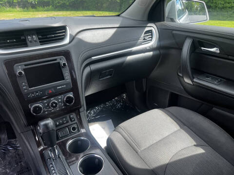 2017 Chevrolet Traverse LT