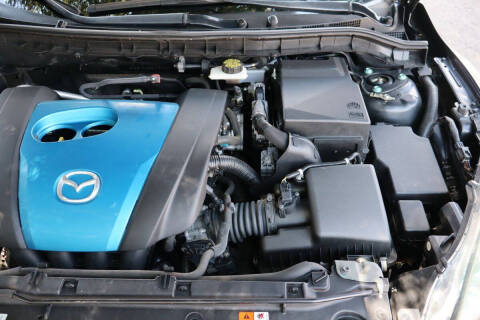 2013 Mazda MAZDA3 i Touring