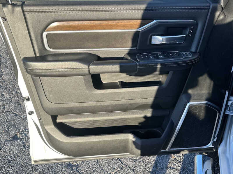 2024 RAM 3500 Laramie