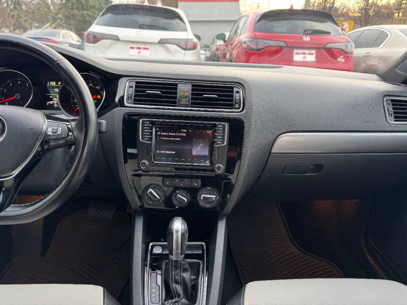 2016 Volkswagen Jetta 1.8T Sport