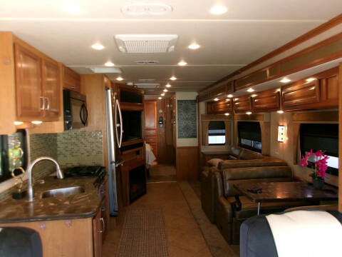 2015 Fleetwood RV Bounder 35k