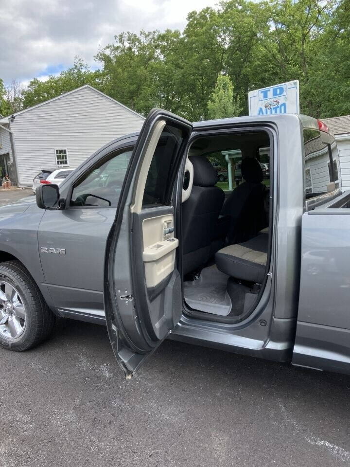 2009 Dodge Ram 1500 for sale at TD AUTO SALES LLC in Effort, PA