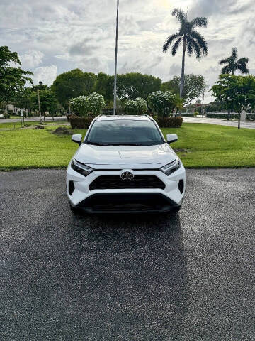 2023 Toyota RAV4 XLE