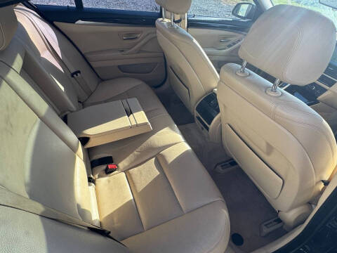 2014 BMW 5 Series 528i