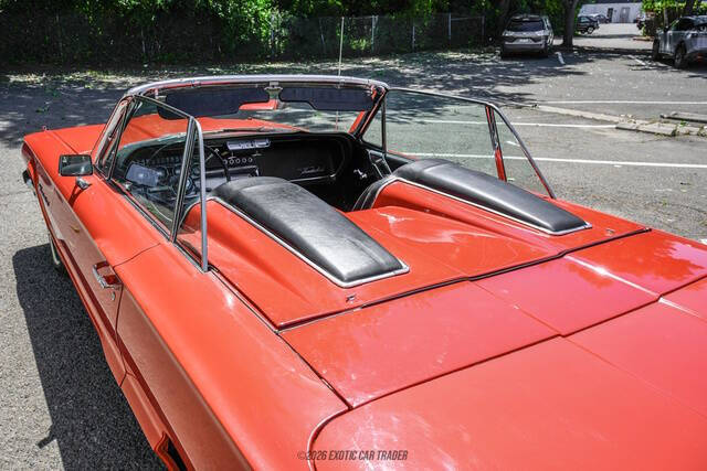 1964 Ford Thunderbird