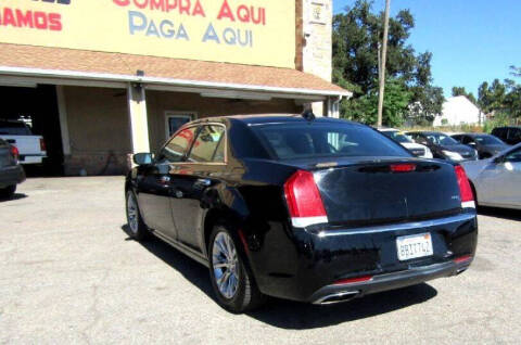 2016 Chrysler 300 C