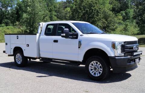 2018 Ford F-250 Super Duty for sale at KA Commercial Trucks, LLC in Dassel MN