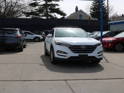 2016 Hyundai Tucson for sale at F & M AUTO SALES in Detroit MI