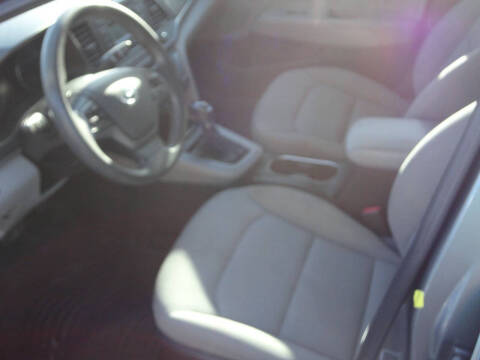 2018 Hyundai Elantra SE