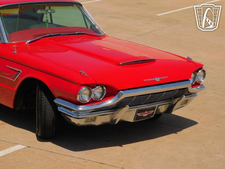 1965 Ford Thunderbird