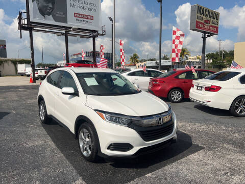 2021 Honda HR-V for sale at MACHADO AUTO SALES in Miami FL