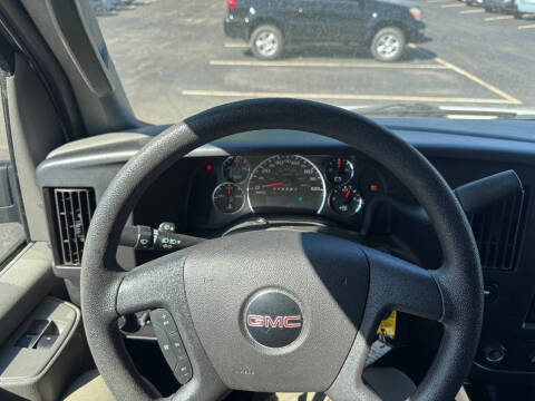2017 GMC Savana LS 3500