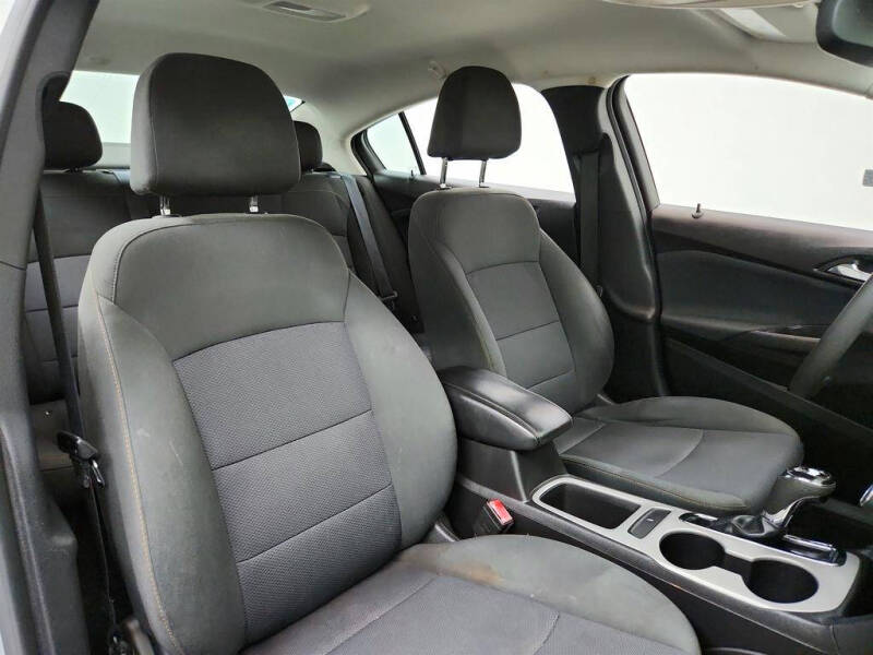 2018 Chevrolet Cruze LS Auto