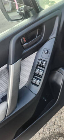 2018 Subaru Forester 2.5i Premium Black Edition