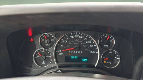 2025 Chevrolet Express 3500