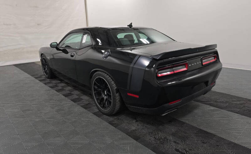 2016 Dodge Challenger R/T Scat Pack