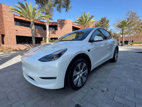 2024 Tesla Model Y Long Range
