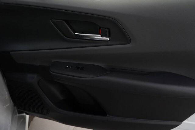 2025 Toyota Prius XLE