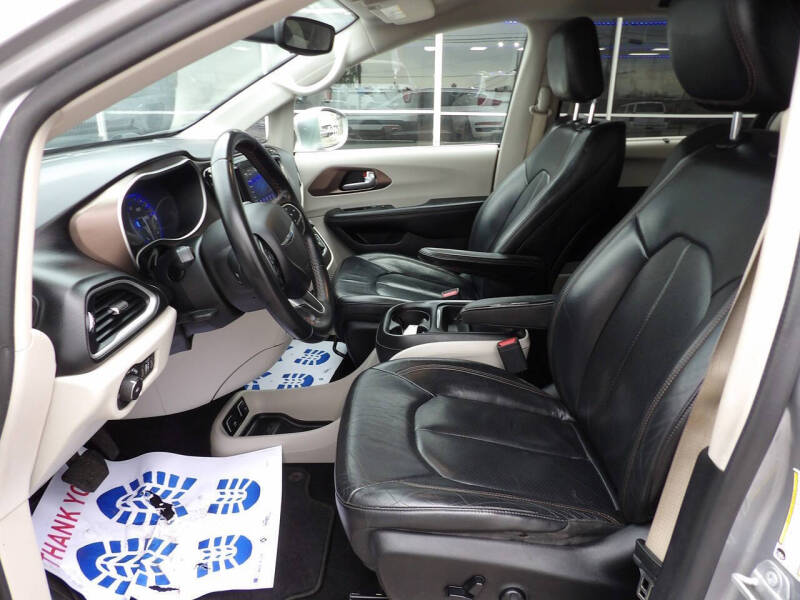 2018 Chrysler Pacifica Touring L