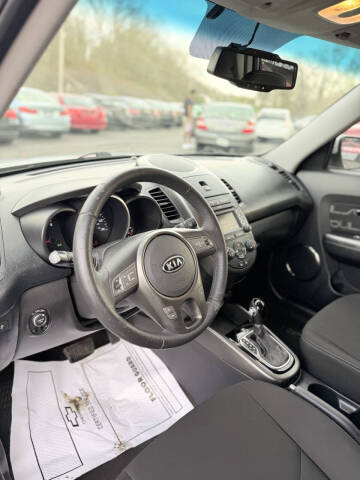 2012 Kia Soul +