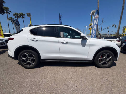 2022 Alfa Romeo Stelvio Sprint