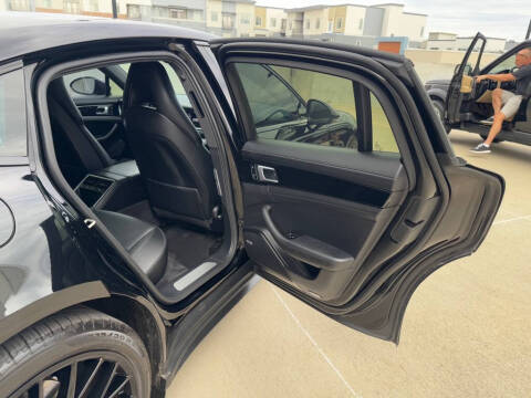 2020 Porsche Panamera 4