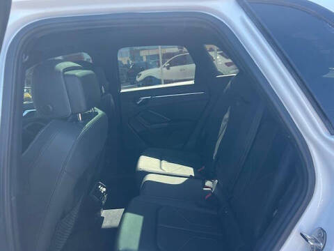 2024 Audi Q3 quattro S line Prem Plus 45 TFSI