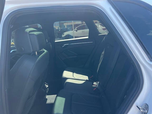 2024 Audi Q3 quattro S line Prem Plus 45 TFSI