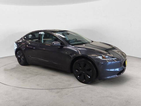 2025 Tesla Model 3 Long Range