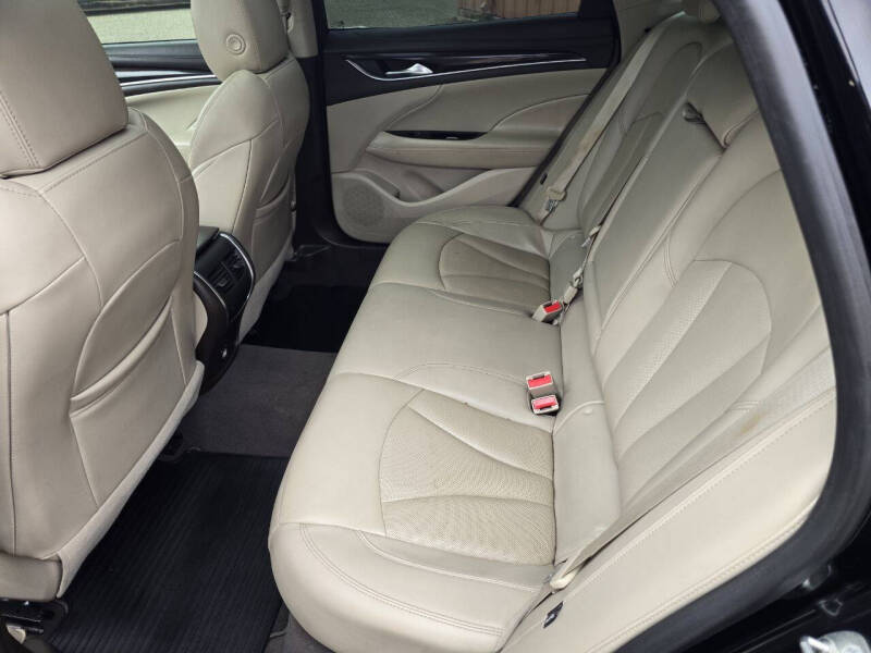 2017 Buick LaCrosse Essence