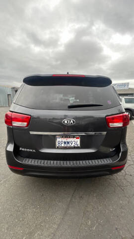 2016 Kia Sedona LX