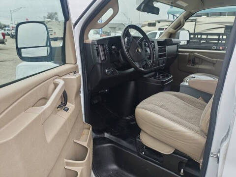 2021 Chevrolet Express 2500