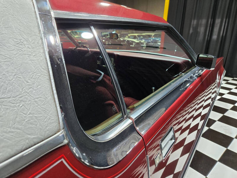 1976 Lincoln Mark IV