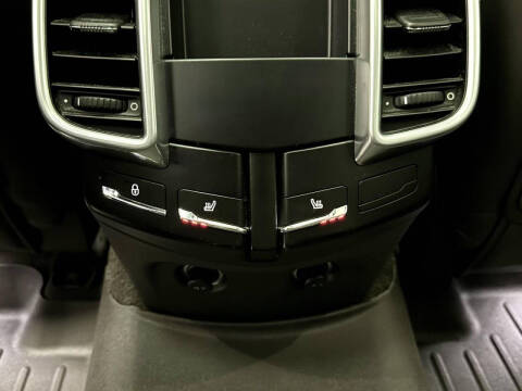 2016 Porsche Cayenne S E-Hybrid