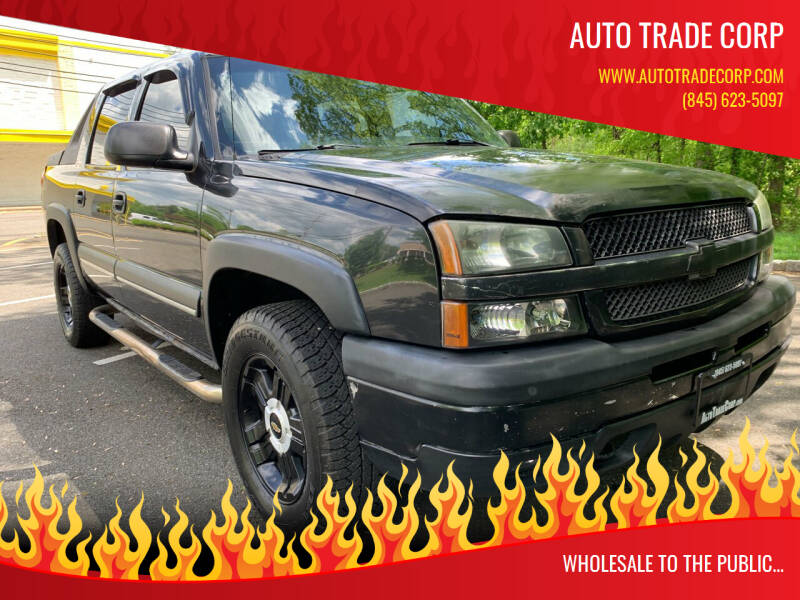 2003 Chevrolet Avalanche for sale at AUTO TRADE CORP in Nanuet NY