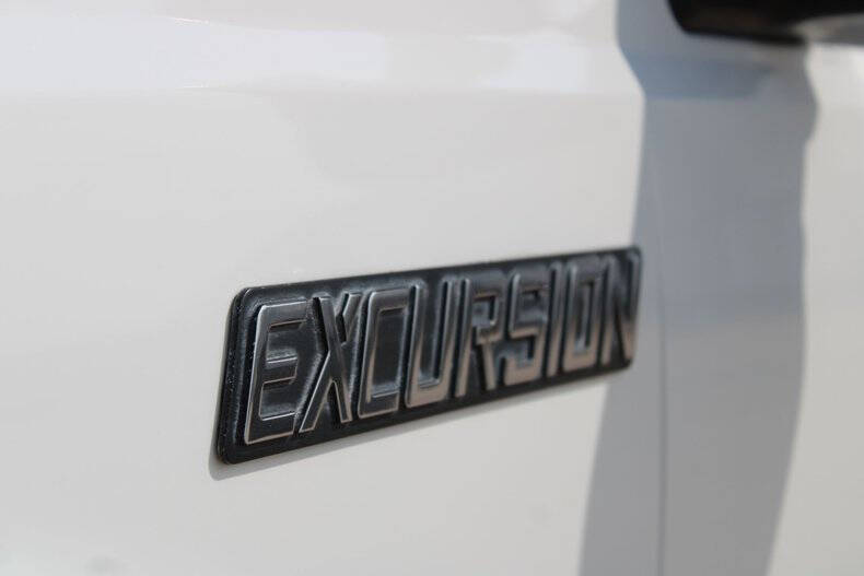 2005 Ford Excursion Eddie Bauer