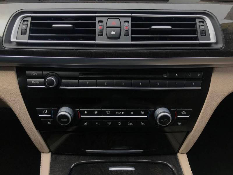 2012 BMW 7 Series 750Li