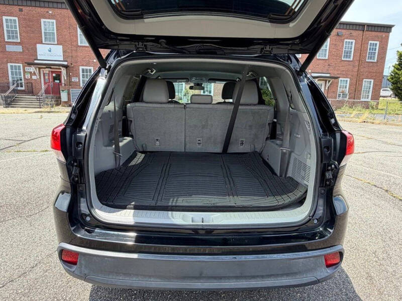 2017 Toyota Highlander LE