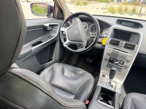 2011 Volvo XC60 T6 R-Design
