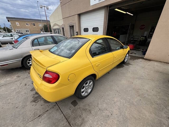 2004 Dodge Neon SXT